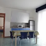 Gioia מלון דירות